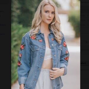 Embroidered Floral Denim Jacket Lt. Wash